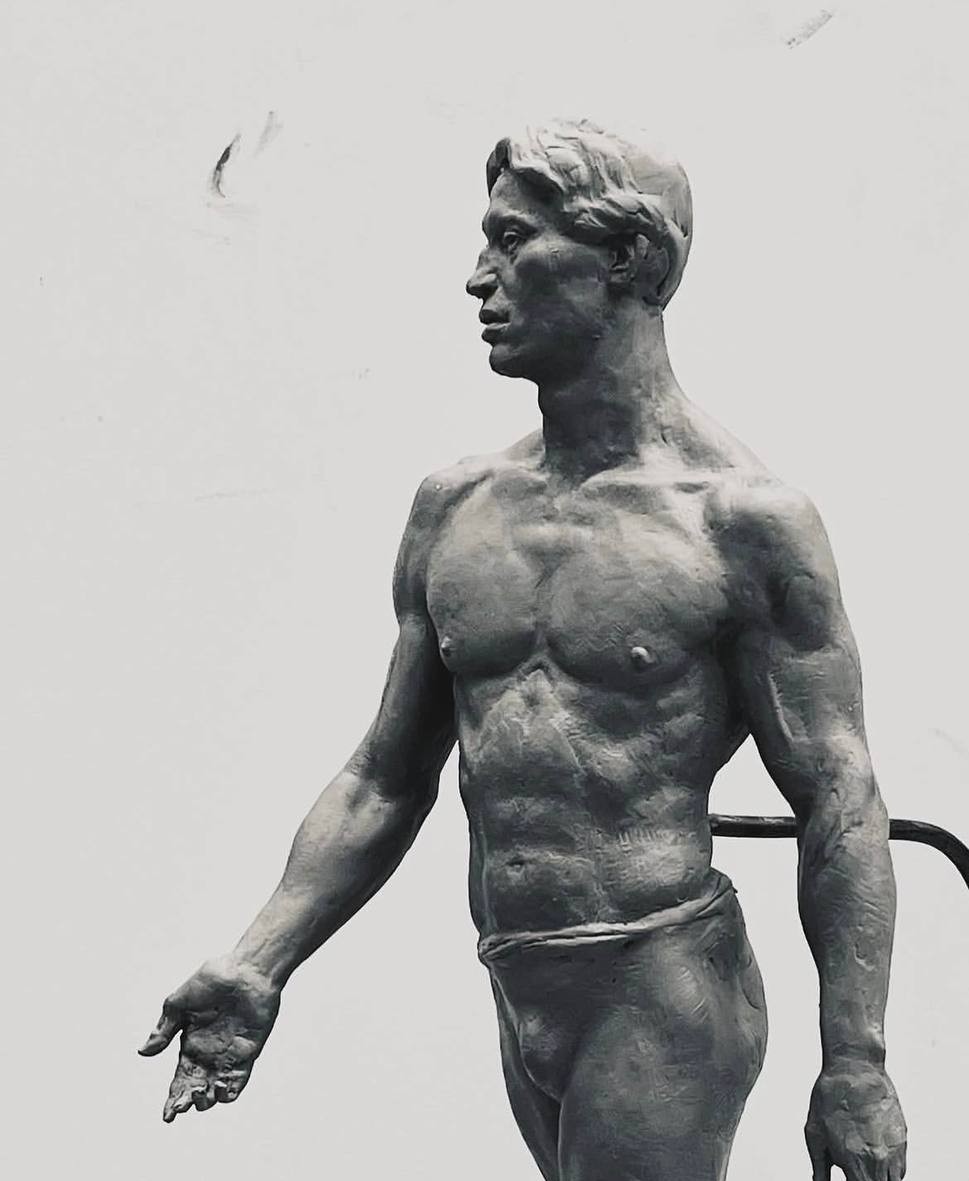 Скульптурный этюд «Мужская фигура»